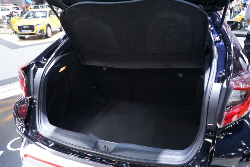 พาชม Toyota CH R งาน Motor Expo 2018 พาชม Toyota CH R งาน Motor Expo 2018