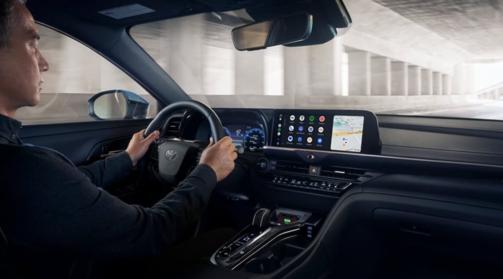 Toyota Crown 2025 ความหรูหราผสานเทคโนโลยีล้ำสมัย Toyota Crown 2025 ความหรูหราผสานเทคโนโลยีล้ำสมัย