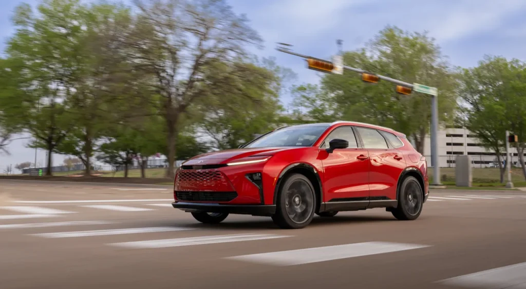 Toyota Crown Crossover 2025 ครอสโอเวอร์พรีเมียมไฮบริดสวย หรู Toyota Crown Crossover 2025 ครอสโอเวอร์พรีเมียมไฮบริดสวย หรู