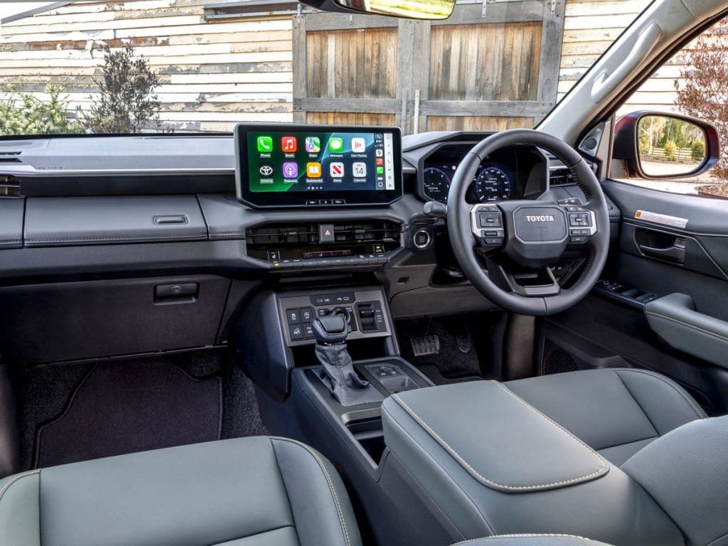 Toyota Fortuner 2026 โฉมใหม่ เปลี่ยนอะไรบ้าง น่าซื้อไหม | ยางรถยนต์ ราคาอัปเดต 2026 ครบทุกยี่ห้อ รวมยาง Ev | Autotirechecking Toyota Fortuner 2026 โฉมใหม่ เปลี่ยนอะไรบ้าง น่าซื้อไหม?