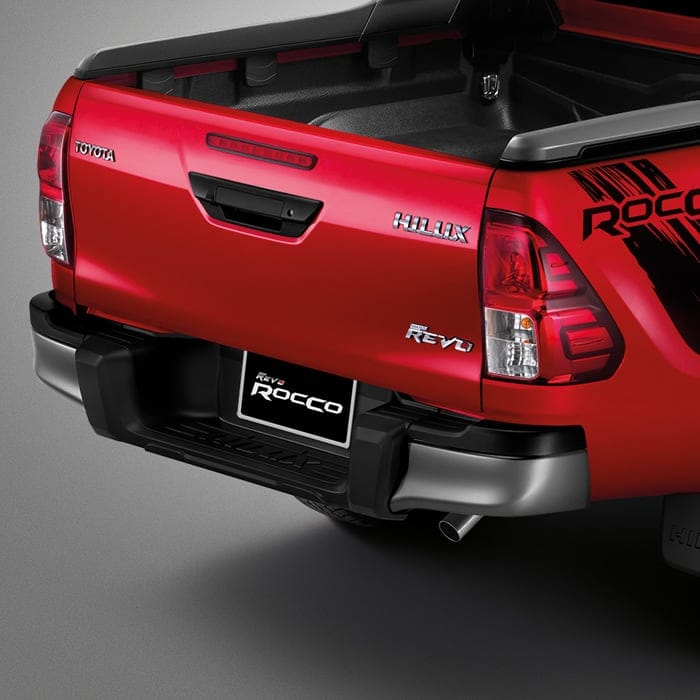 TOYOTA HILUX REVO ROCCO 2018 ราคา ตารางผ่อนและโปรโมชั่น