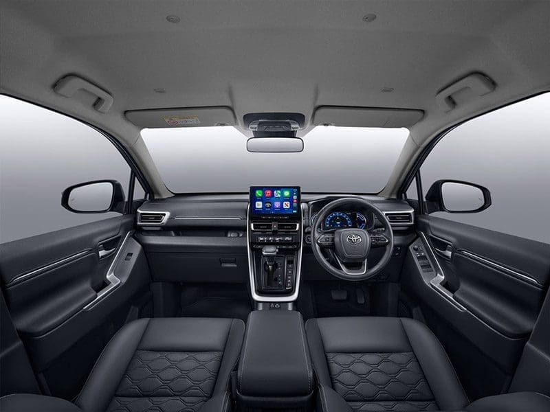 Toyota Innova Zenix 2023 | ยางรถยนต์ ราคาอัปเดต 2026 ครบทุกยี่ห้อ รวมยาง Ev | Autotirechecking Toyota Innova Zenix 2023 รถ 7 ที่นั่ง ที่น่าจับตาในงบไม่ถึง 1.5 ล้านบาท