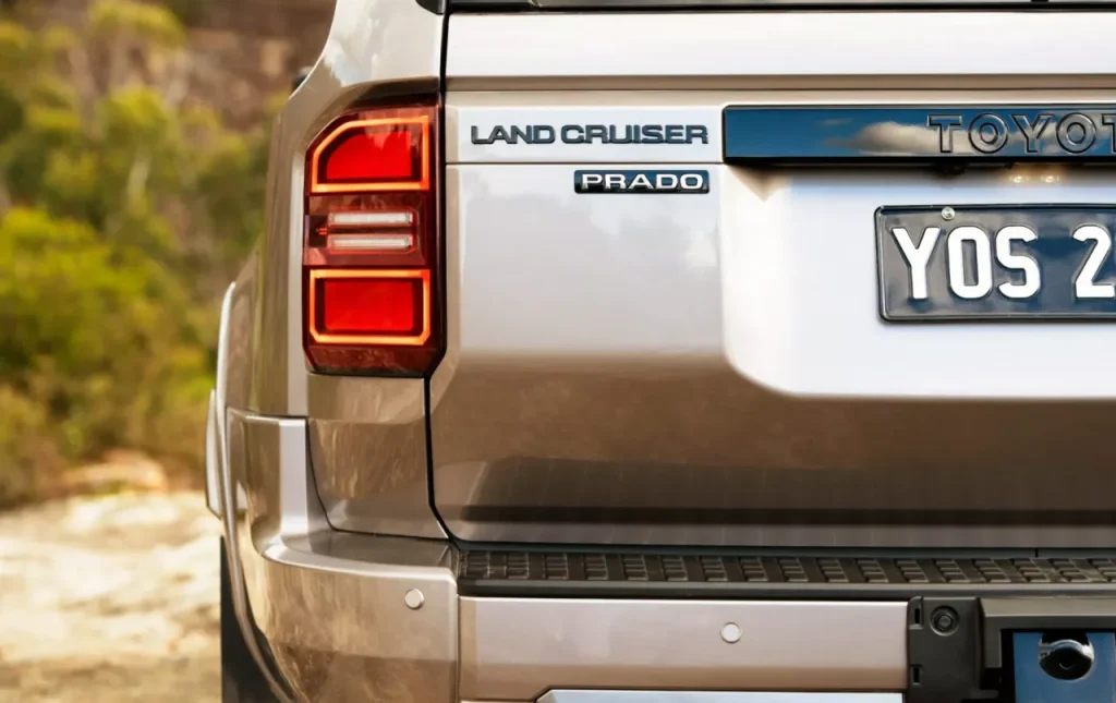 Toyota Land Cruiser Prado 2025 SUV ออฟโรดระดับตำนาน Toyota Land Cruiser Prado 2025 SUV ออฟโรดระดับตำนาน