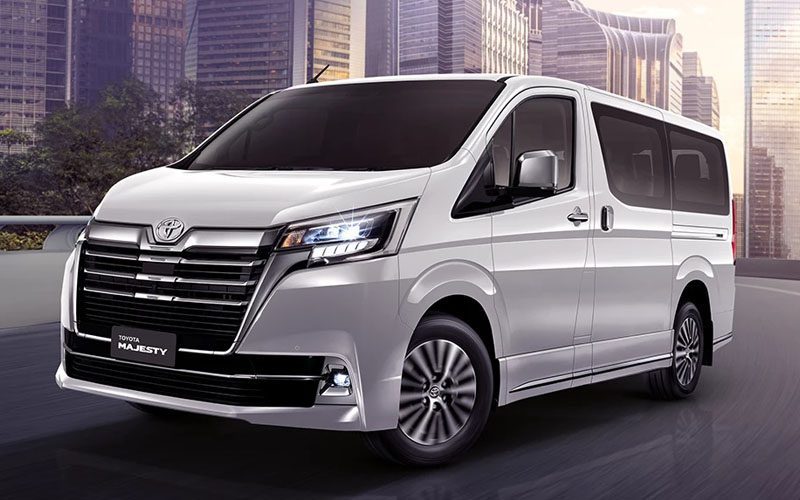 Toyota Majesty 2024 Toyota Majesty 2024 ใหม่ กับเบาะที่หรูน้อยลง ราคาเริ่ม 1,989,000 บาท