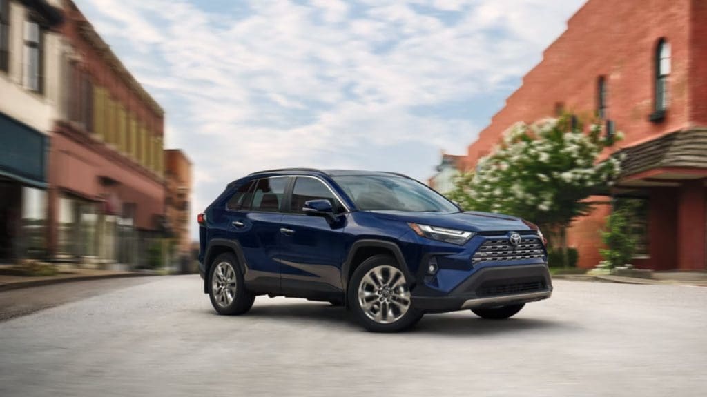 Toyota RAV4 2025 ครอสโอเวอร์สมดุลสุดแห่งปี พร้อมดีไซน์ใหม่