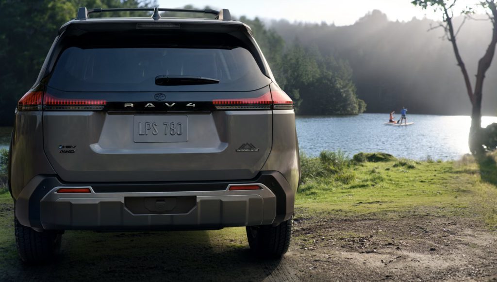 Toyota RAV4 2026 ครอสโอเวอร์ PHEV ใหม่ ดีไซน์ Hammerhead