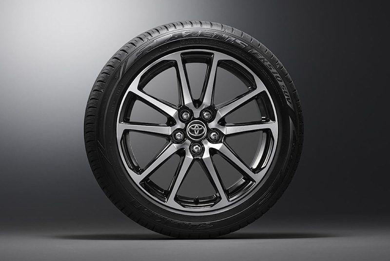 Toyota Yaris Cross GR Sport Toyota Yaris Cross GR Sport น่าใช้แต่ยังไม่เห็นแววจะมาไทย