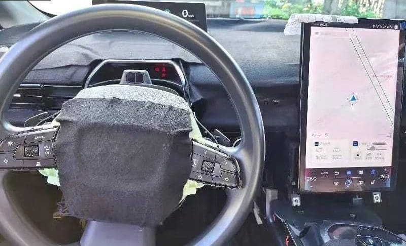 Toyota bZ5 รถยนต์ซีดานไฟฟ้าวิ่งทดสอบจีน คาดเปิดตัวปีนี้