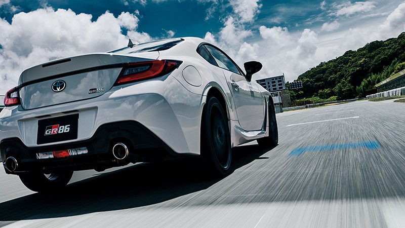 Toyota Toyota ไม่ถอย เครื่องยนต์สันดาปภายในจะอยู่จนวาระสุดท้าย