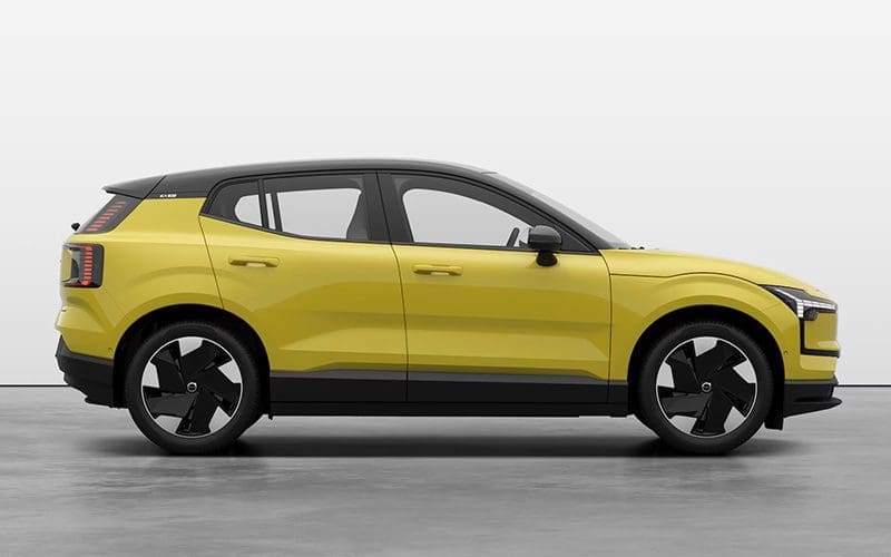 Volvo Ex30 2023 | ยางรถยนต์ ราคาอัปเดต 2026 ครบทุกยี่ห้อ รวมยาง Ev | Autotirechecking Volvo EX30 2023 รถ SUV ไฟฟ้าพรีเมียมรุ่นเล็ก ราคาเริ่ม 1,590,000 บาท