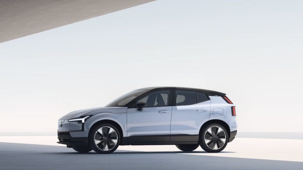 Volvo EX30 2025 ราคา สเปค และเทคโนโลยีฟีเจอร์
