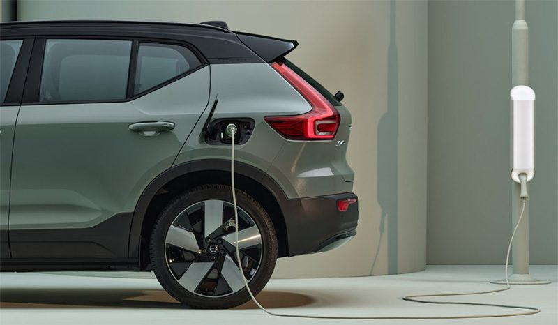 Volvo XC40 Twin Motor ใหม่ วิ่งไกลขึ้น แต่ราคาเดิม 2,690,000 บาท