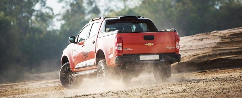 พรีวิว Chevrolet Colorado 2018 เชฟโรเลต โคโลราโด High Country Storm และ Centennial Edition | ยางรถยนต์ ราคาอัปเดต 2026 ครบทุกยี่ห้อ รวมยาง Ev | Autotirechecking พรีวิว CHEVROLET COLORADO 2018 เชฟโรเลต โคโลราโด HIGH COUNTRY STORM และ CENTENNIAL EDITION