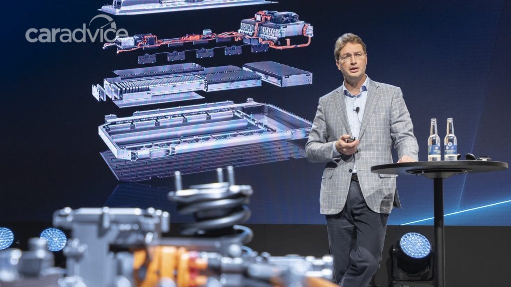 Mercedes Benz เตรียมรุ่นรถยนต์ไฟฟ้า EQ กว่า 10 รุ่นลงตลาดภายใน 2022
