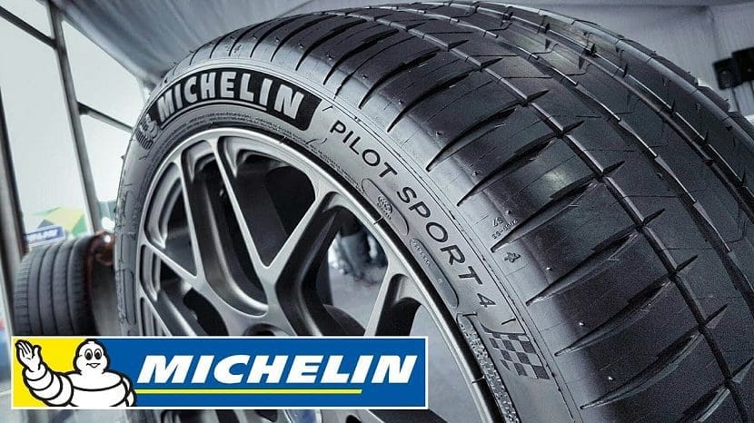 Michelin Pilot Sport 4 ดีไหม คุ้มค่ารึเปล่า รีวิว | ยางรถยนต์ ราคาอัปเดต 2026 ครบทุกยี่ห้อ รวมยาง Ev | Autotirechecking Michelin Pilot Sport 4 ดีไหม คุ้มค่ารึเปล่า รีวิว