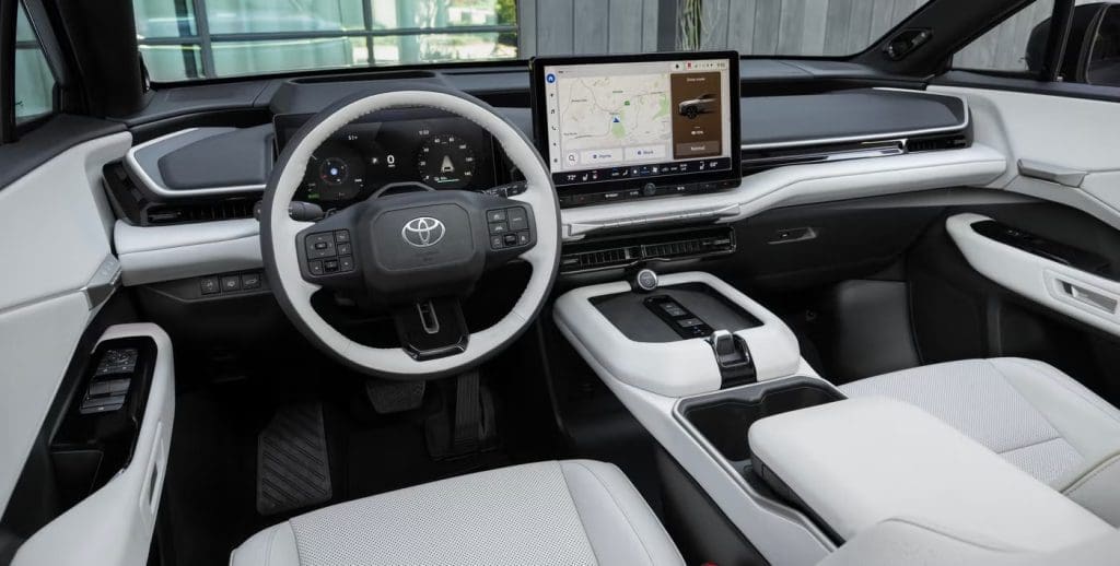 Toyota Highlander EV 2027 ราคา สเปก และระยะทางวิ่ง