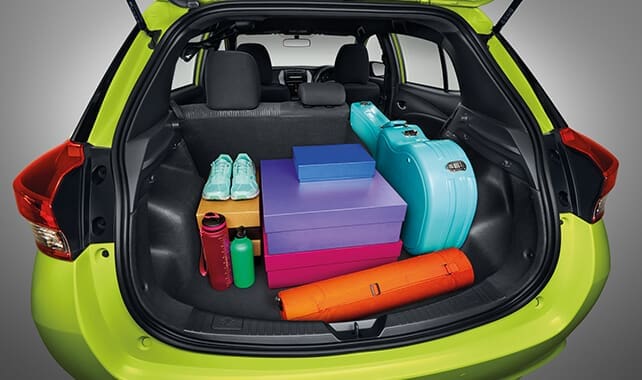 Toyota New Yaris 2017 2018 Hatchback พร้อมราคาและตารางผ่อนเริ่มต้น 5000 บาท | ยางรถยนต์ ราคาอัปเดต 2026 ครบทุกยี่ห้อ รวมยาง Ev | Autotirechecking TOYOTA NEW YARIS 2017 2018 Hatchback พร้อมราคาและตารางผ่อนเริ่มต้น 5,000 บาท