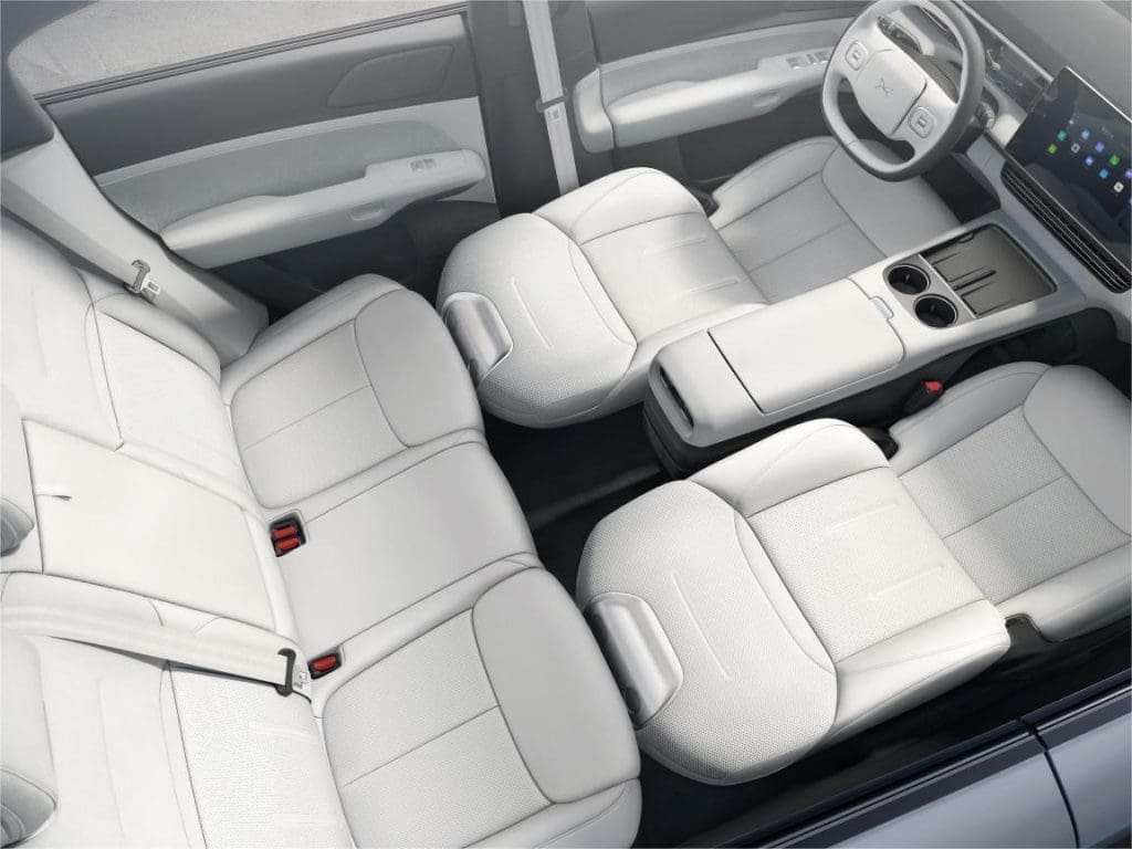 Xpeng G6 2025 ราคา สเปค และฟีเจอร์เทคโนโลยี | ยางรถยนต์ ราคาอัปเดต 2026 ครบทุกยี่ห้อ รวมยาง Ev | Autotirechecking Xpeng G6 2025 ราคา สเปค และฟีเจอร์เทคโนโลยี