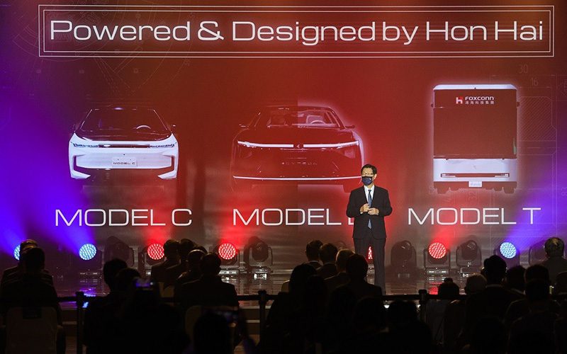 ครม. เคาะ แพ็กเกจ EV ให้เงินอุดหนุนสูงสุด 1.5 แสนบาทต่อคัน ครม. เคาะ แพ็กเกจ EV ให้เงินอุดหนุนสูงสุด 1.5 แสนบาทต่อคัน